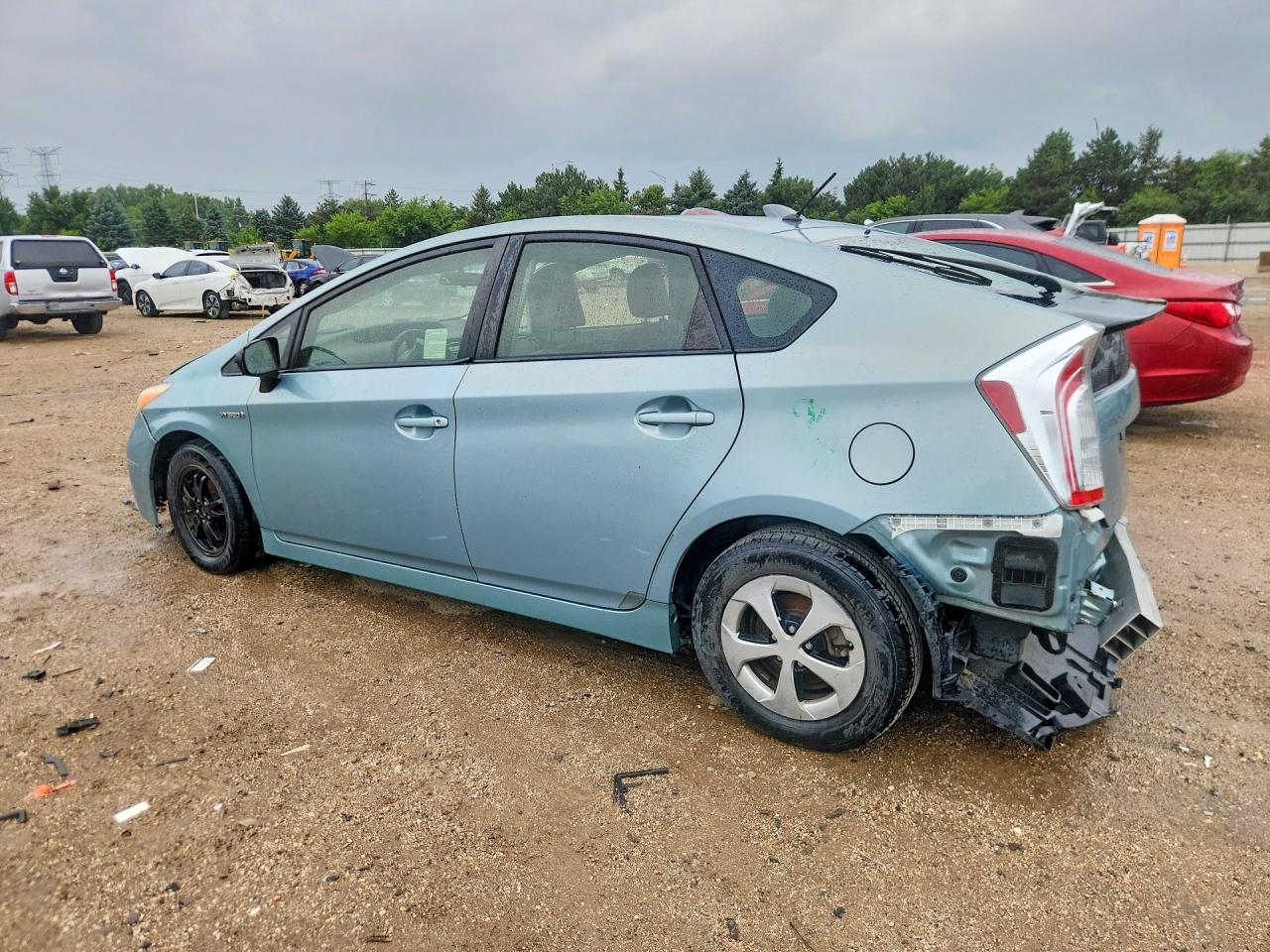 JTDKN3DU4F1907426 · 2015 TOYOTA PRIUS · 2/12