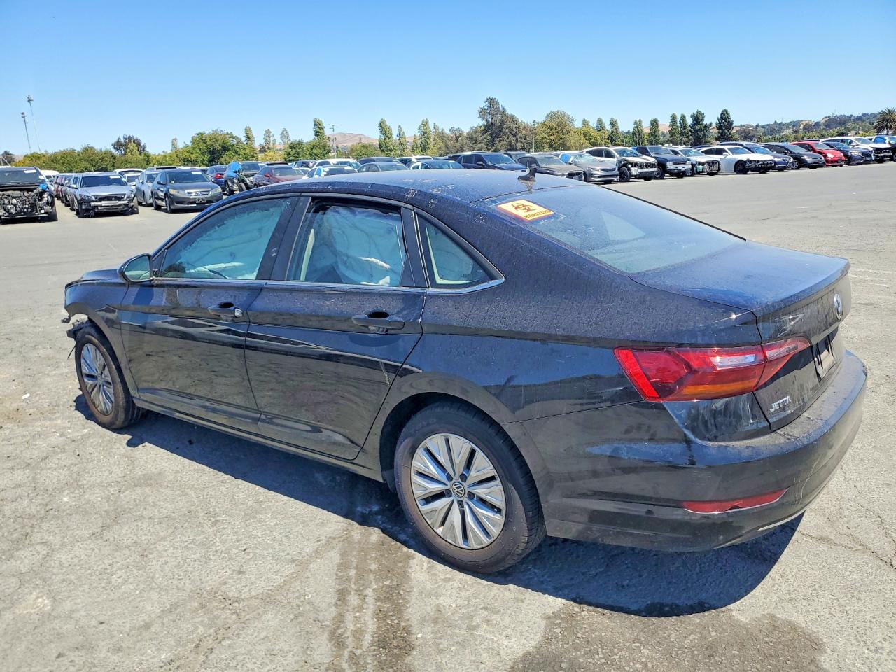 3VWC57BU2KM024191 · 2019 VOLKSWAGEN JETTA · 2/12