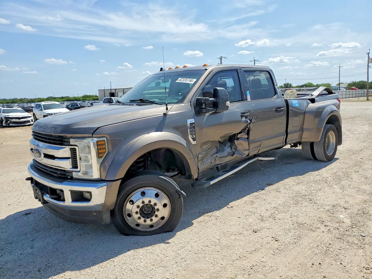 1FT8W4DT1KEE40568 · 2019 FORD F450