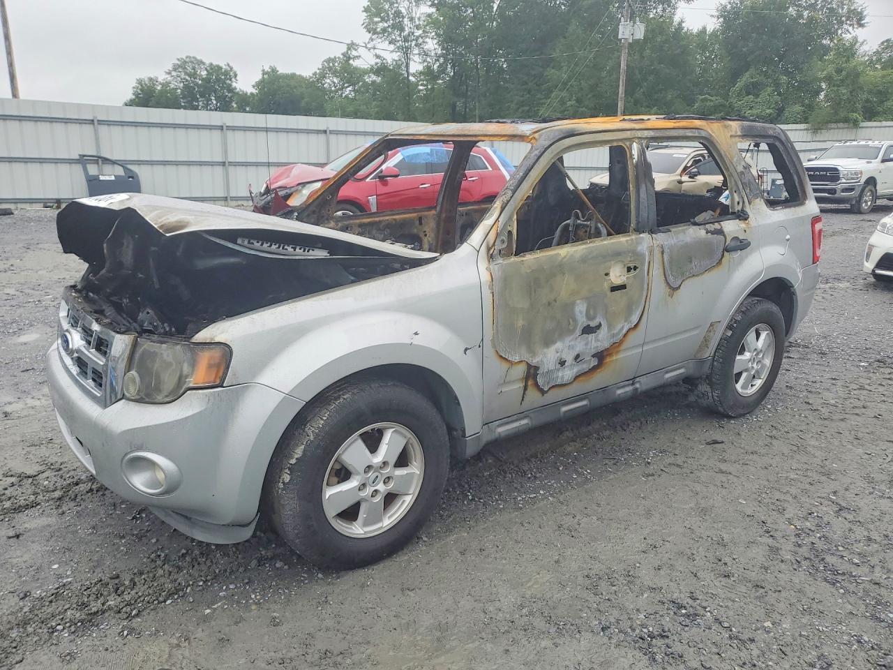 1FMCU03729KA03621 · 2009 FORD ESCAPE
