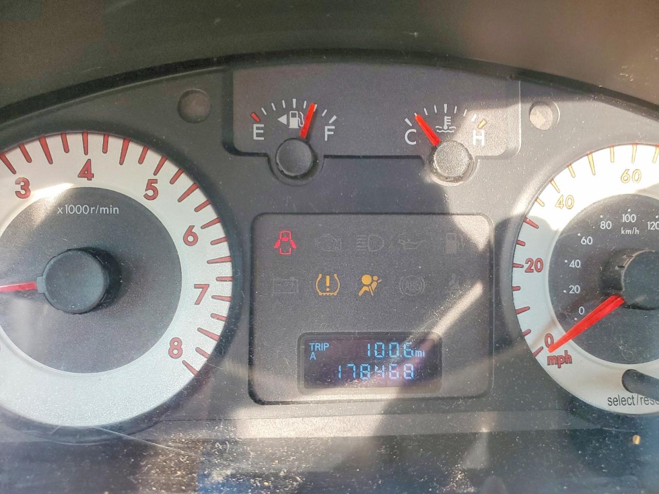 4F2CY0C76AKM02111 · 2010 MAZDA TRIBUTE · 9/13