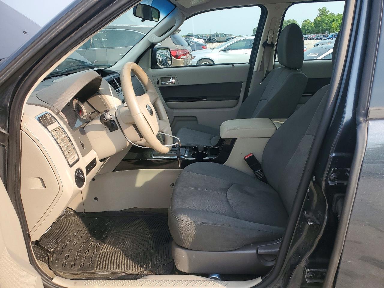 4F2CY0C76AKM02111 · 2010 MAZDA TRIBUTE · 7/13