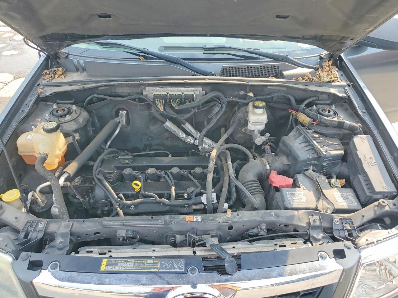 4F2CY0C76AKM02111 · 2010 MAZDA TRIBUTE · 12/13