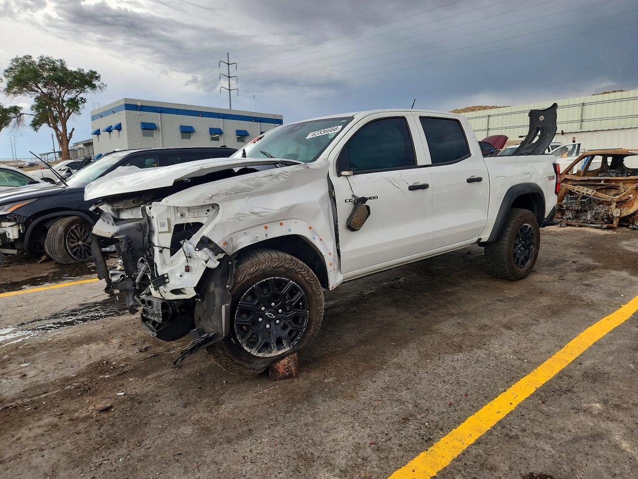 1GCPTEEKXR1303968 · 2024 CHEVROLET COLORADO