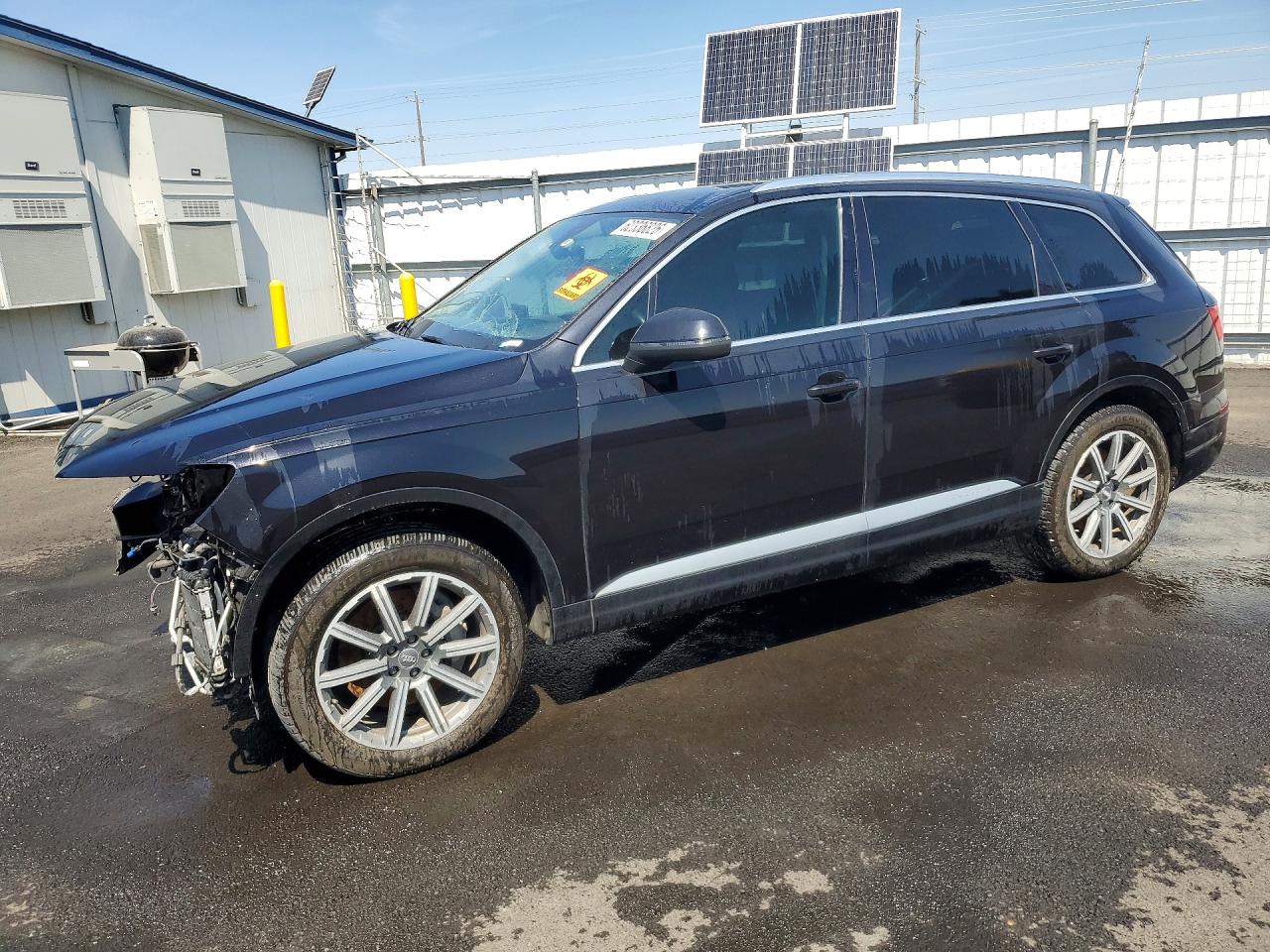 WA1VAAF77JD007268 · 2018 AUDI Q7