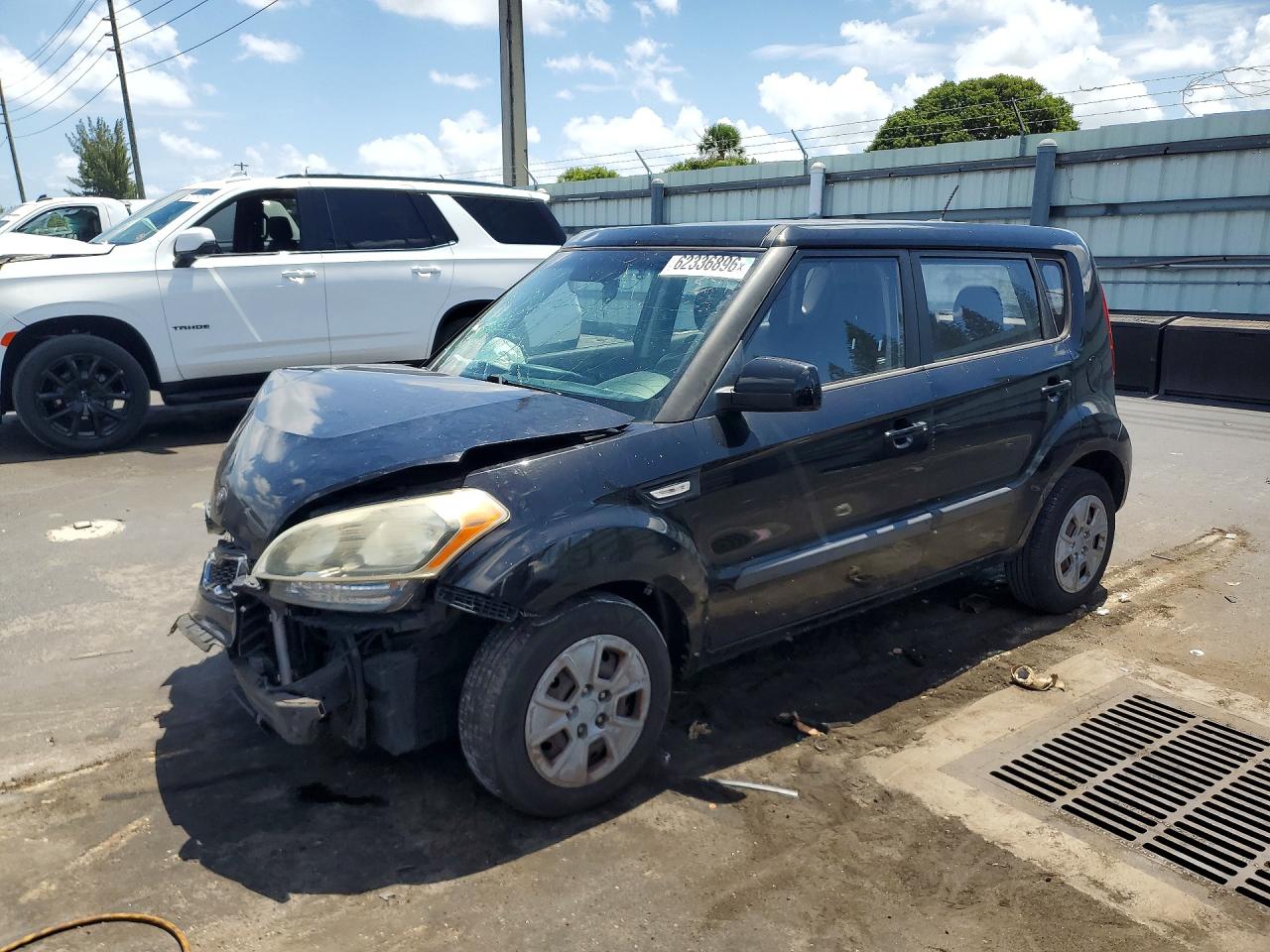 KNDJT2A57D7562752 · 2013 KIA SOUL