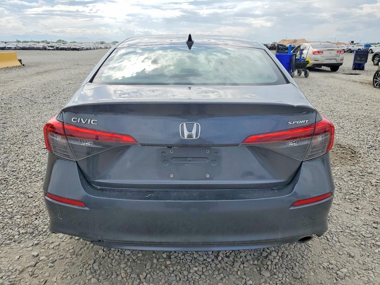 2HGFE2F55NH556335 · 2022 HONDA CIVIC · 6/12