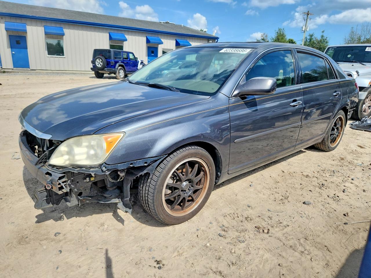 4T1BK36BX8U263447 · 2008 TOYOTA AVALON