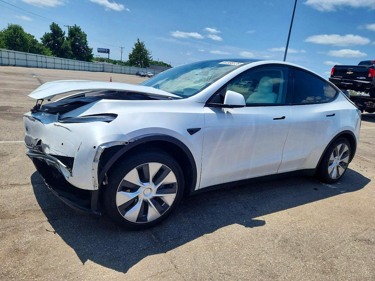 5YJYGDEE5LF020972 · 2020 TESLA MODEL Y