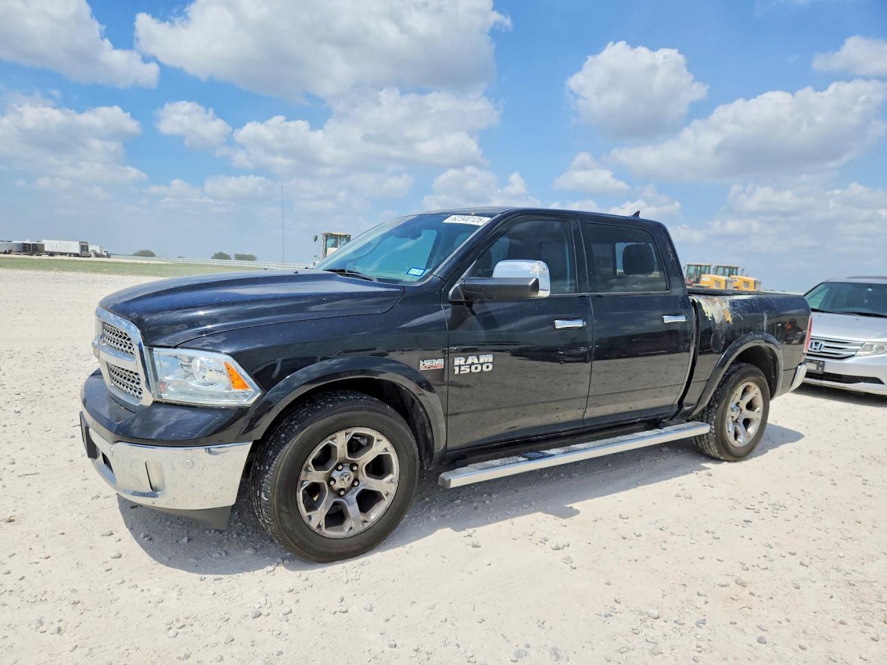 1C6RR7NT8GS213910 · 2016 RAM 1500