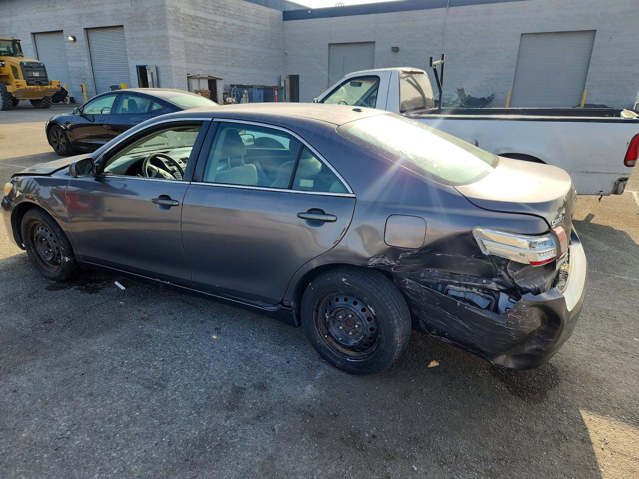 4T4BF3EK6BR194887 · 2011 TOYOTA CAMRY · 2/12