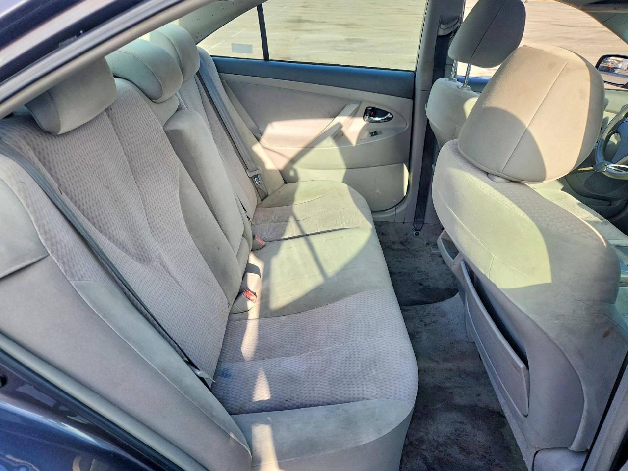 4T4BF3EK6BR194887 · 2011 TOYOTA CAMRY · 10/12