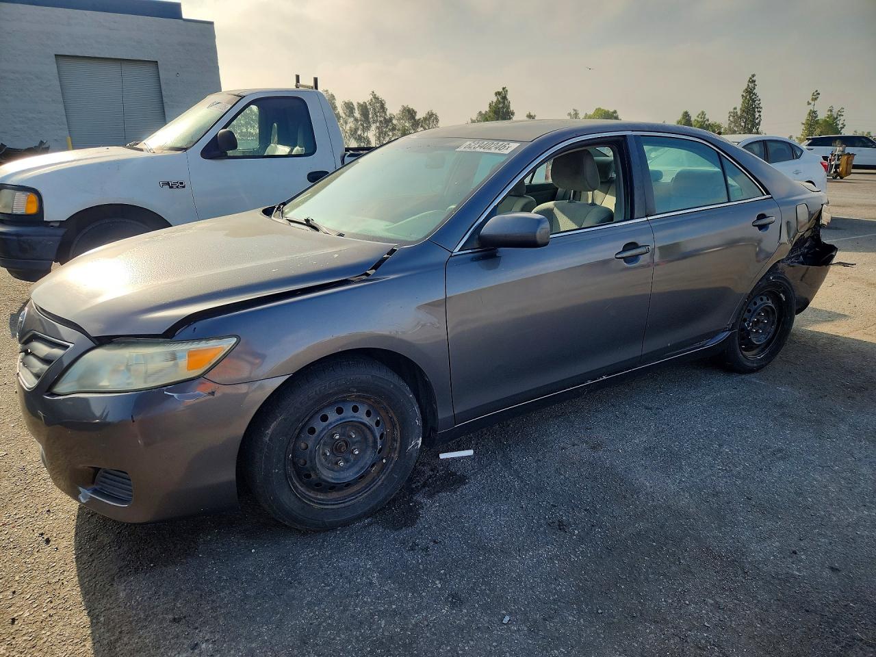 4T4BF3EK6BR194887 · 2011 TOYOTA CAMRY