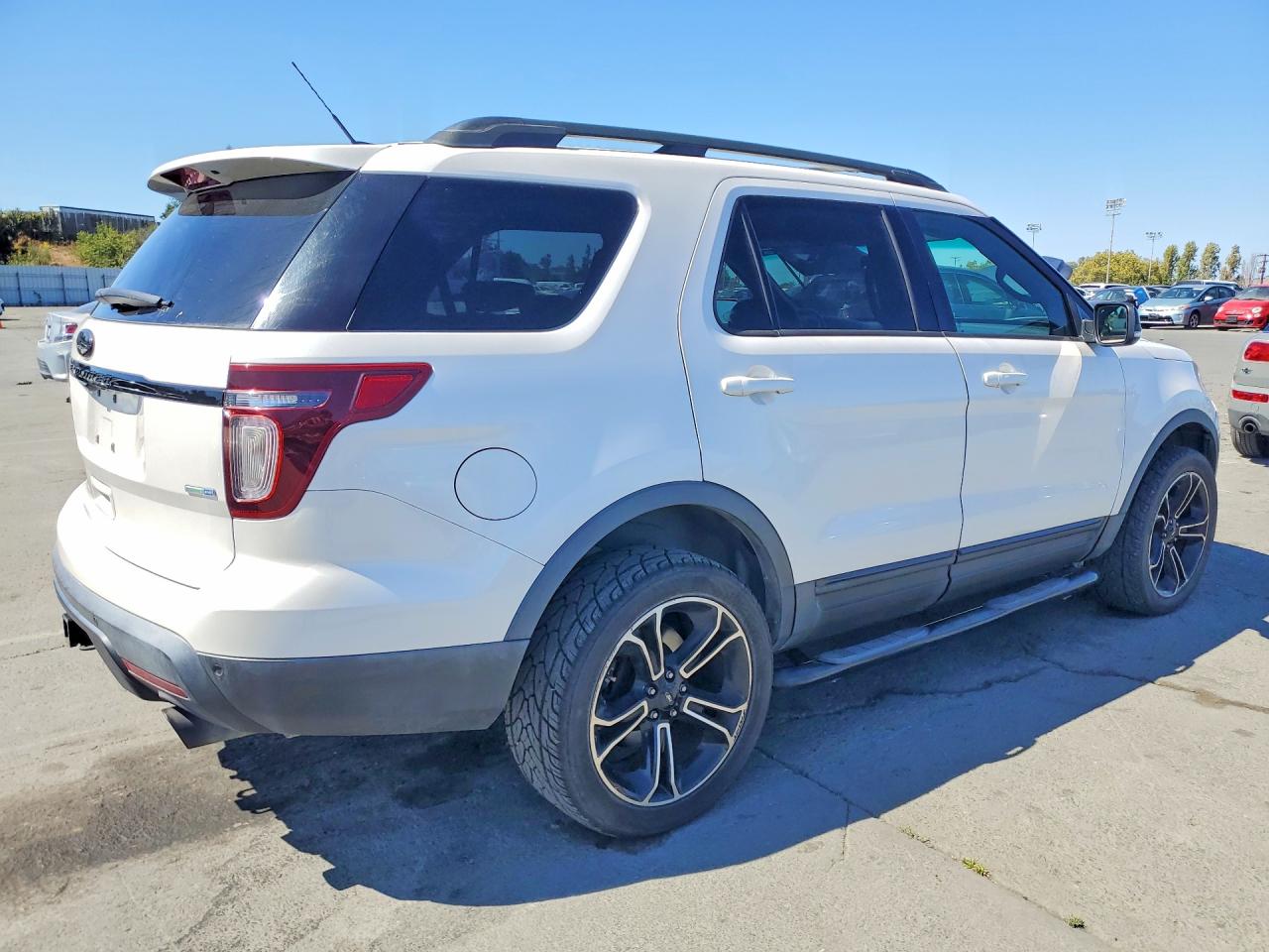 1FM5K8GT8FGA87365 · 2015 FORD EXPLORER · 3/13