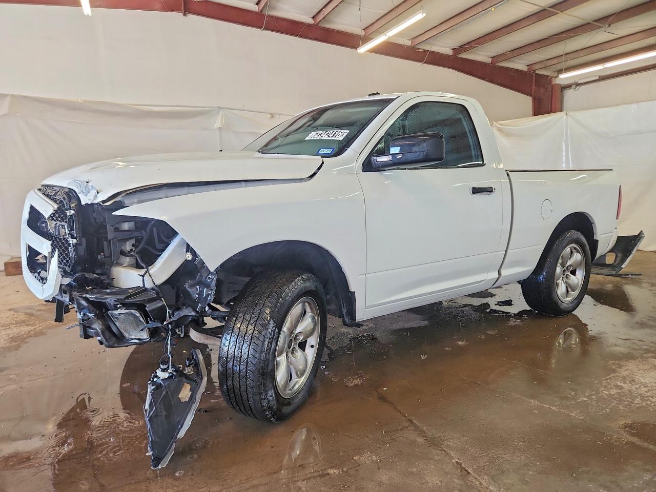 3C6JR6AT5DG583681 · 2013 RAM 1500