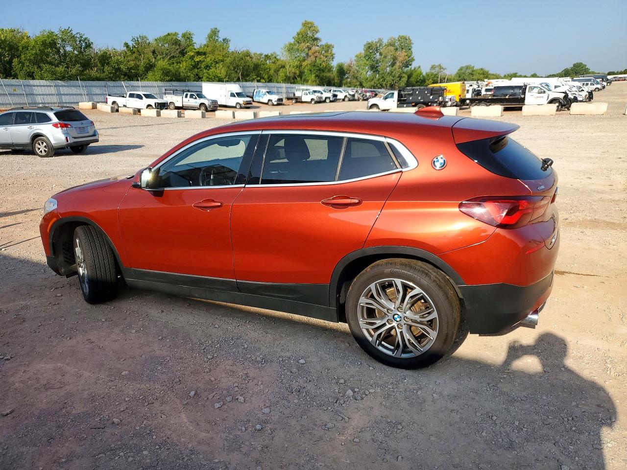 WBXYH9C08M5S36838 · 2021 BMW X2 · 2/14