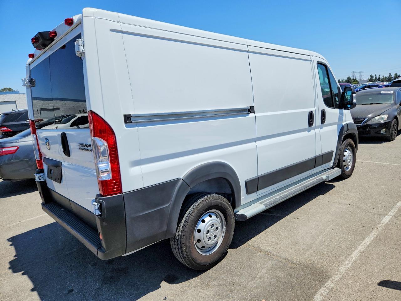 3C6LRVVGXPE590321 · 2023 RAM PROMASTER 2500 · 3/14