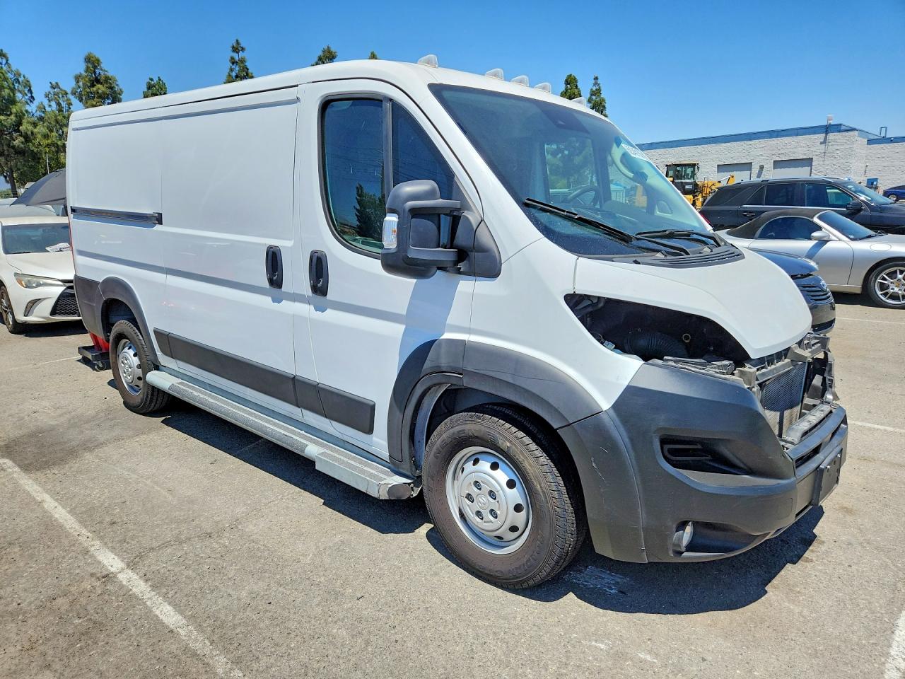 3C6LRVVGXPE590321 · 2023 RAM PROMASTER 2500 · 4/14