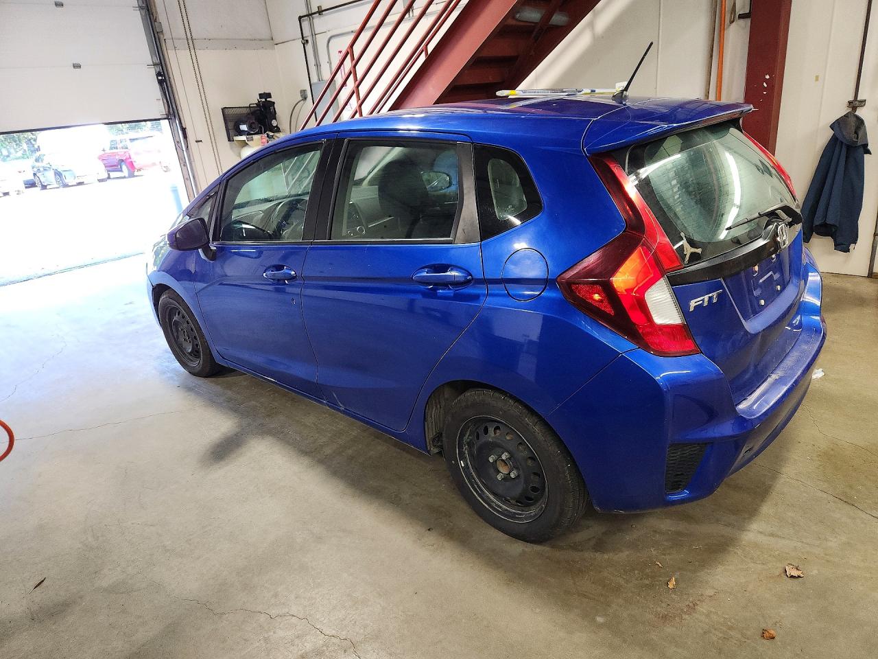 3HGGK5H55FM786696 · 2015 HONDA FIT · 2/13