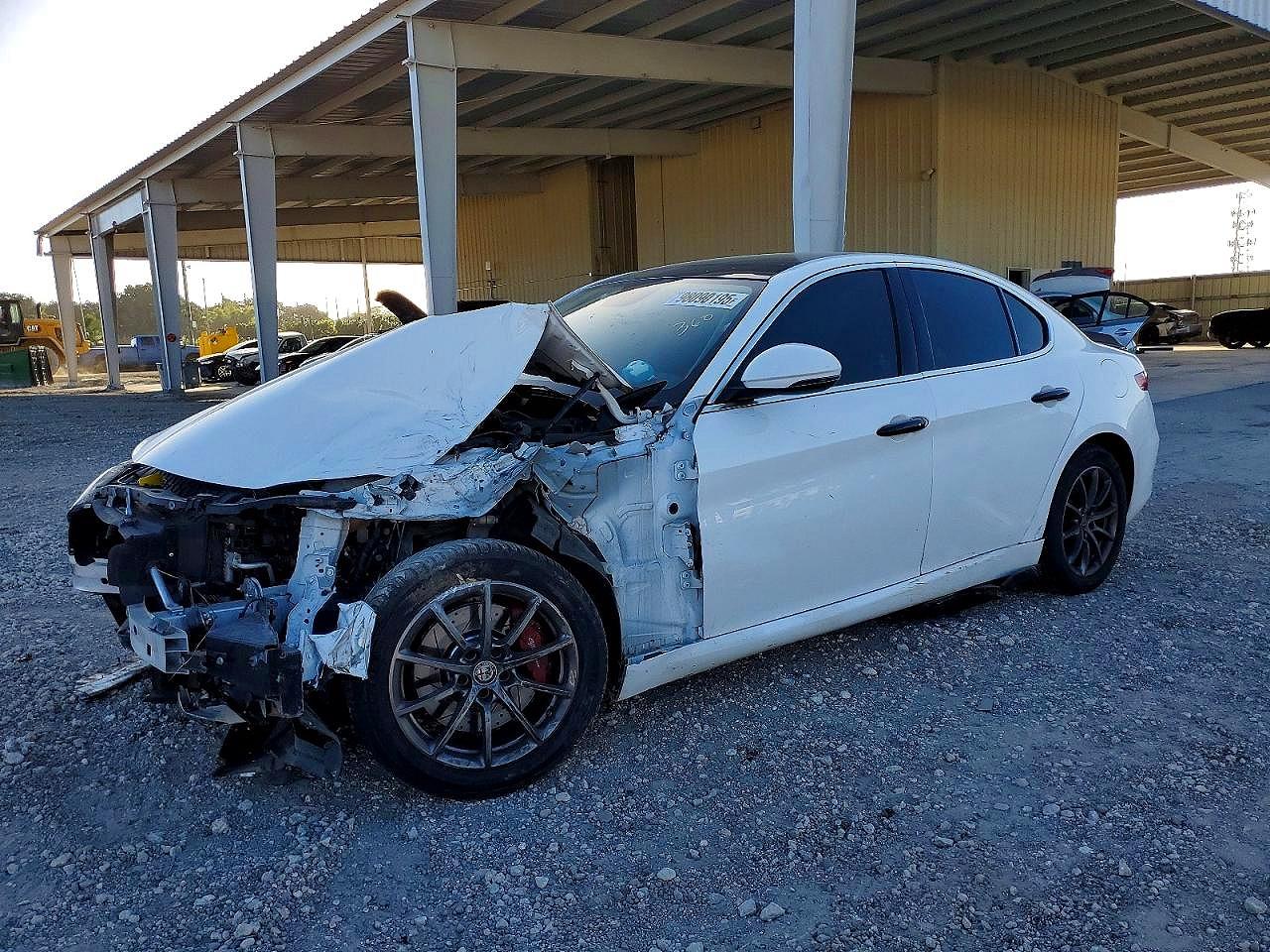 ZARFAEDN1J7573529 · 2018 ALFA ROMEO GIULIA