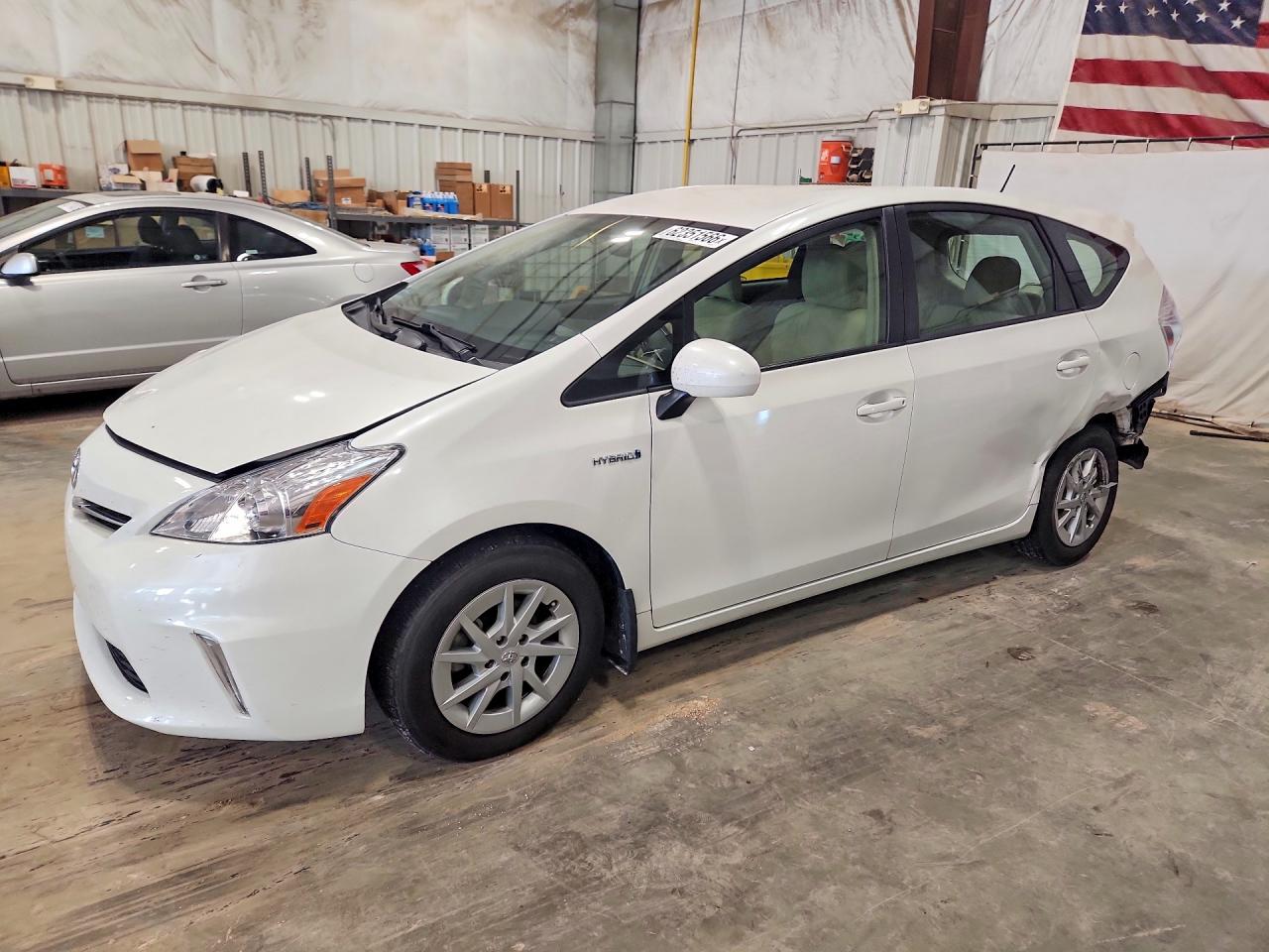 JTDZN3EUXE3296141 · 2014 TOYOTA PRIUS V