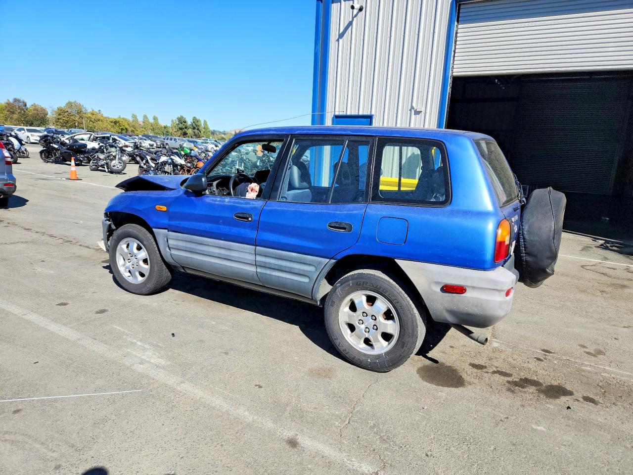 JT3HP10V5V7026970 · 1997 TOYOTA RAV4 · 2/13
