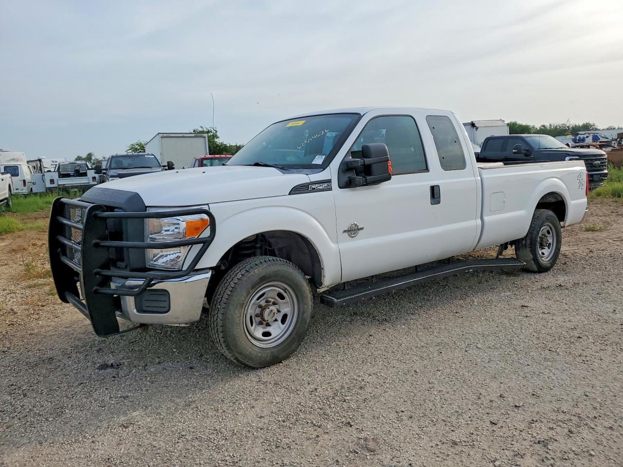 1FT7X2BT6FEB13041 · 2015 FORD F250
