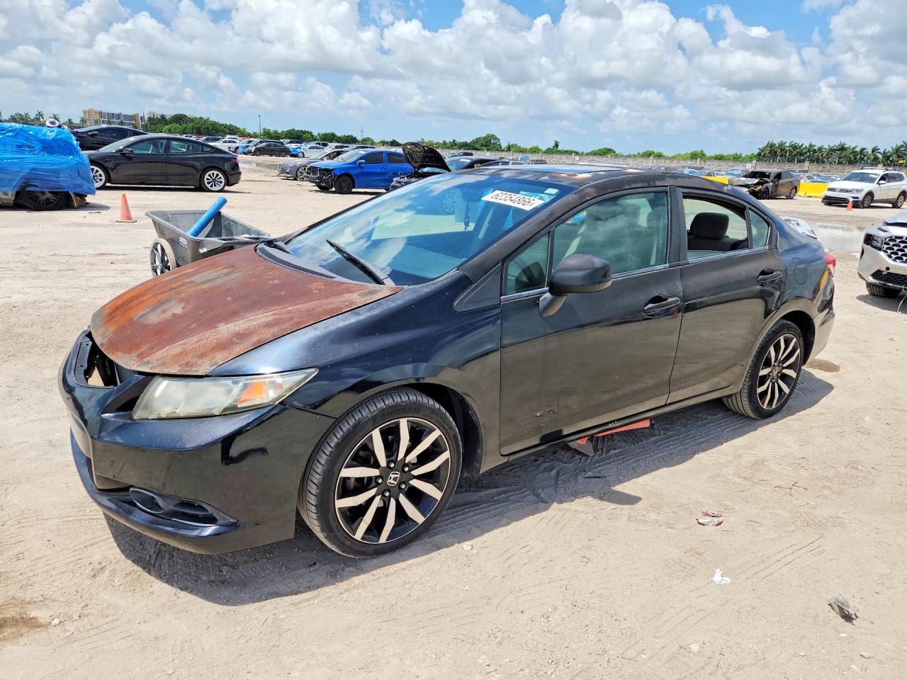 2HGFB2F89DH533058 · 2013 HONDA CIVIC