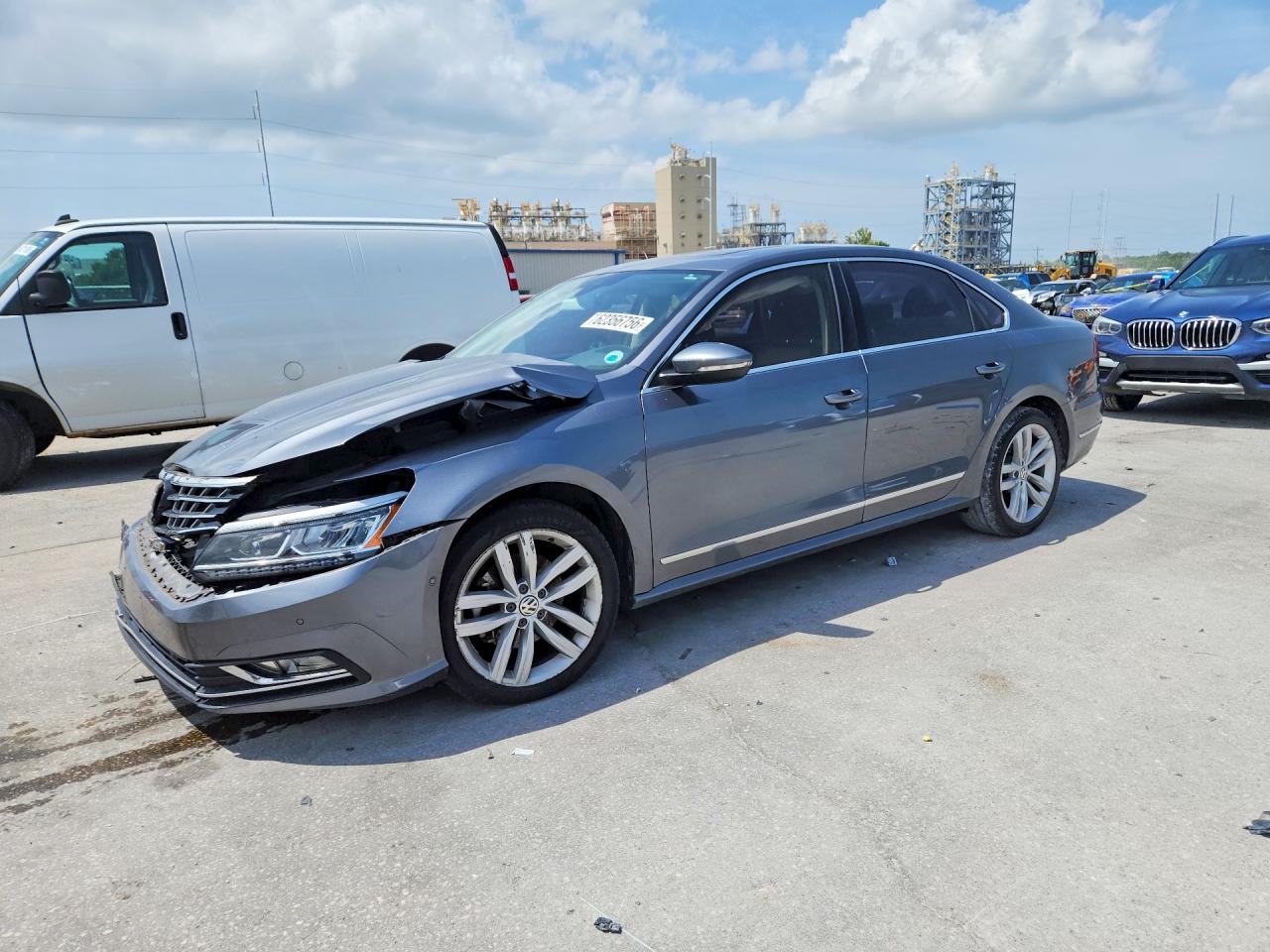 1VWCA7A36JC015062 · 2018 VOLKSWAGEN PASSAT