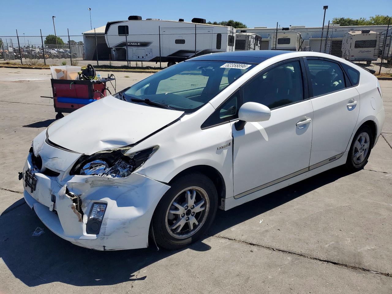 2011 TOYOTA PRIUS