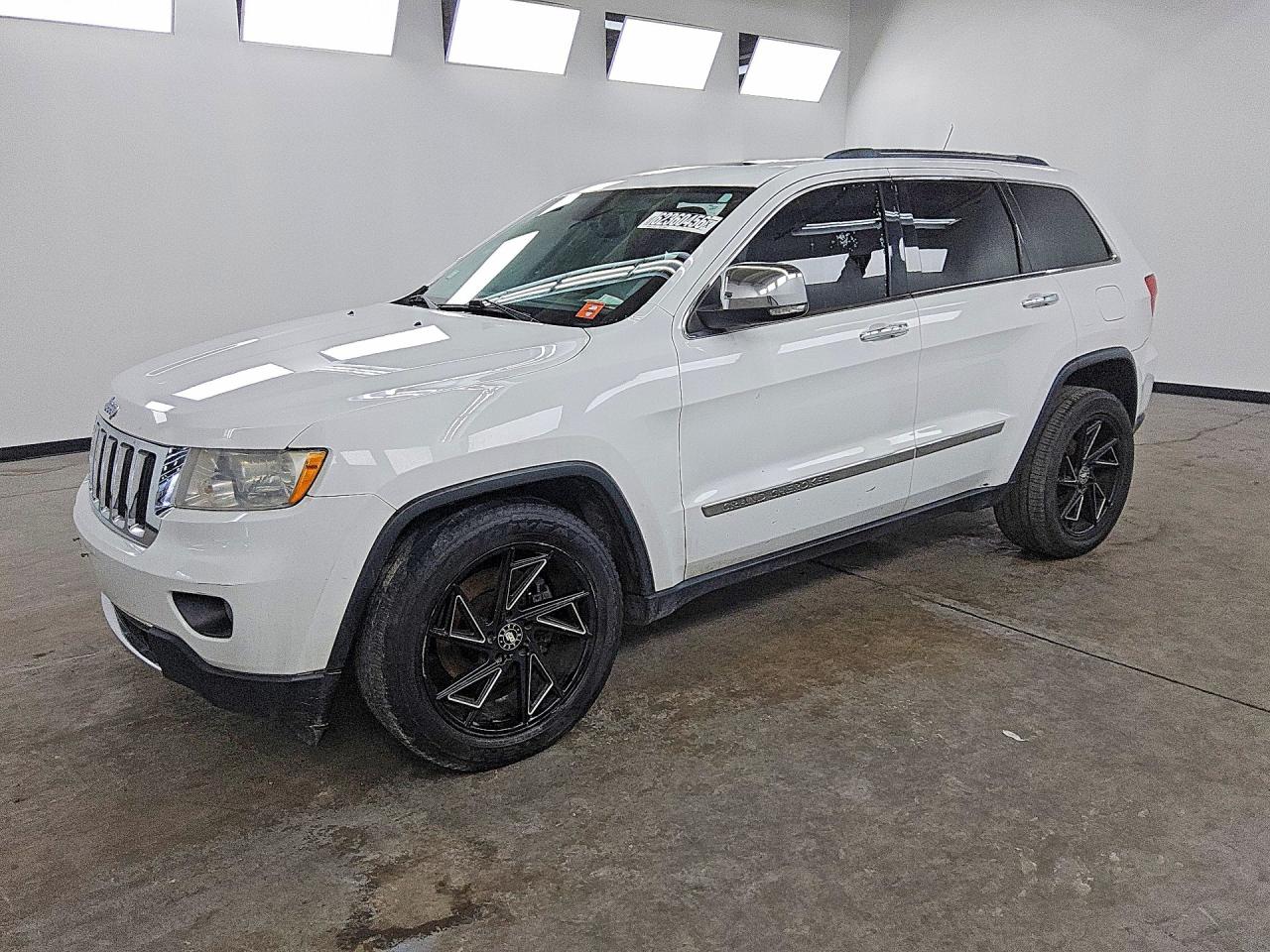 2013 JEEP GRAND CHEROKEE