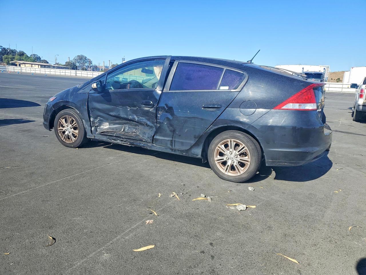 JHMZE2H70AS003930 · 2010 HONDA INSIGHT · 2/12