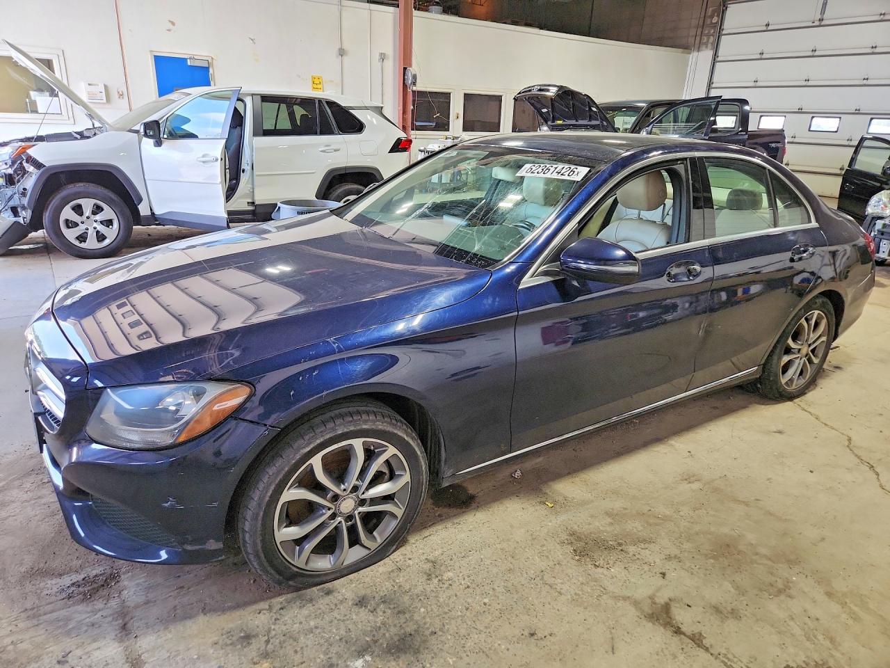 2016 MERCEDES-BENZ C