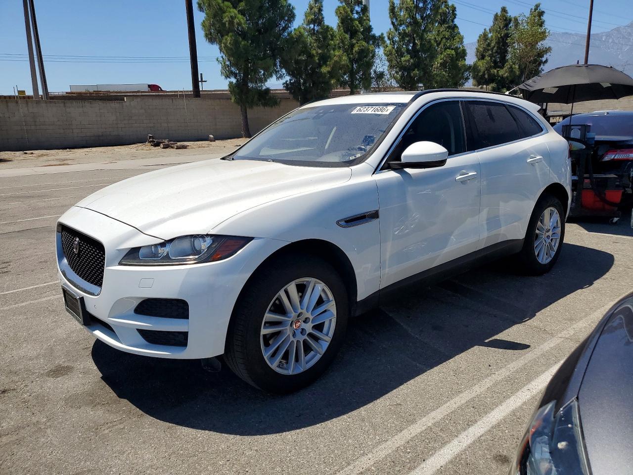 SADCK2FX0KA398741 · 2019 JAGUAR F-PACE