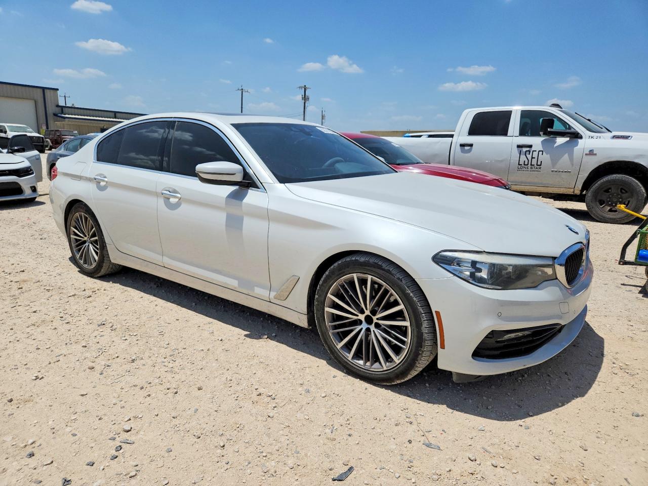 WBAJE5C53JG917546 · 2018 BMW 540 · 4/12