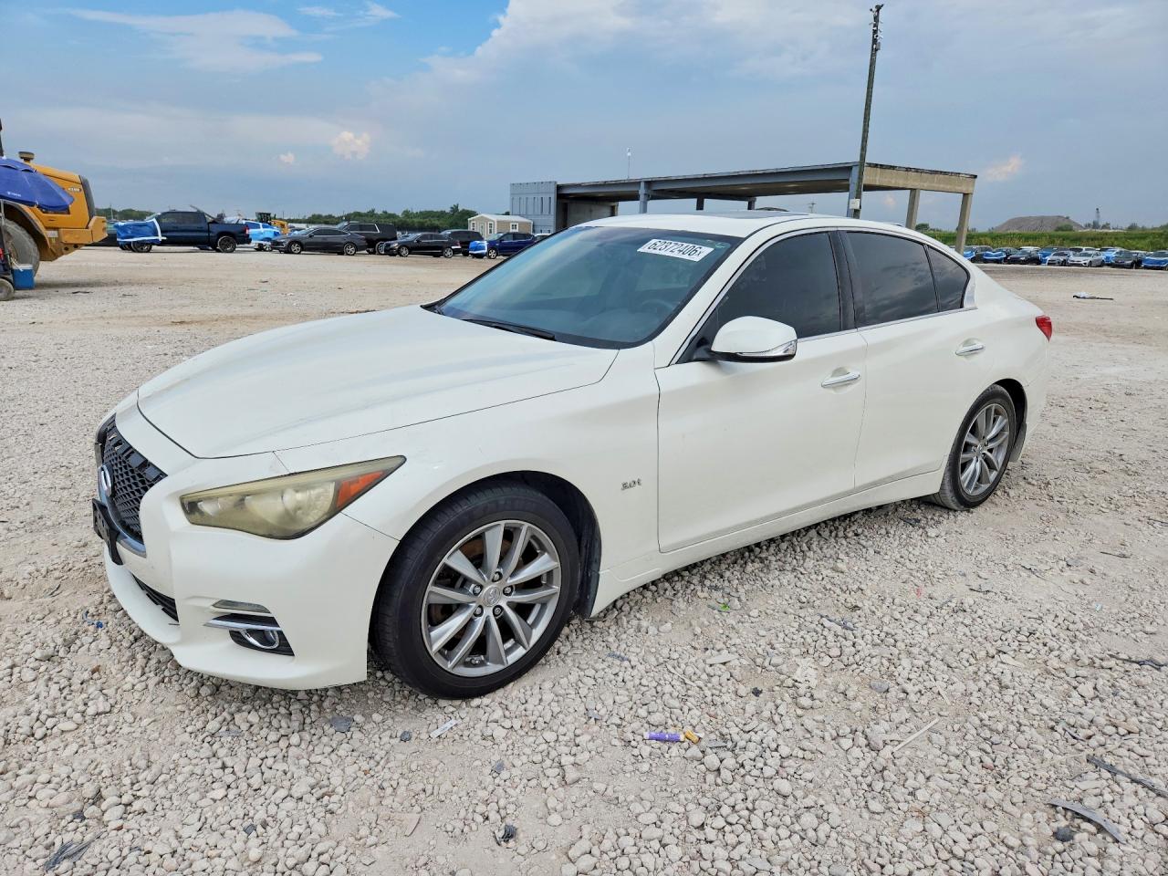 JN1EV7AR5HM840585 · 2017 INFINITI Q50