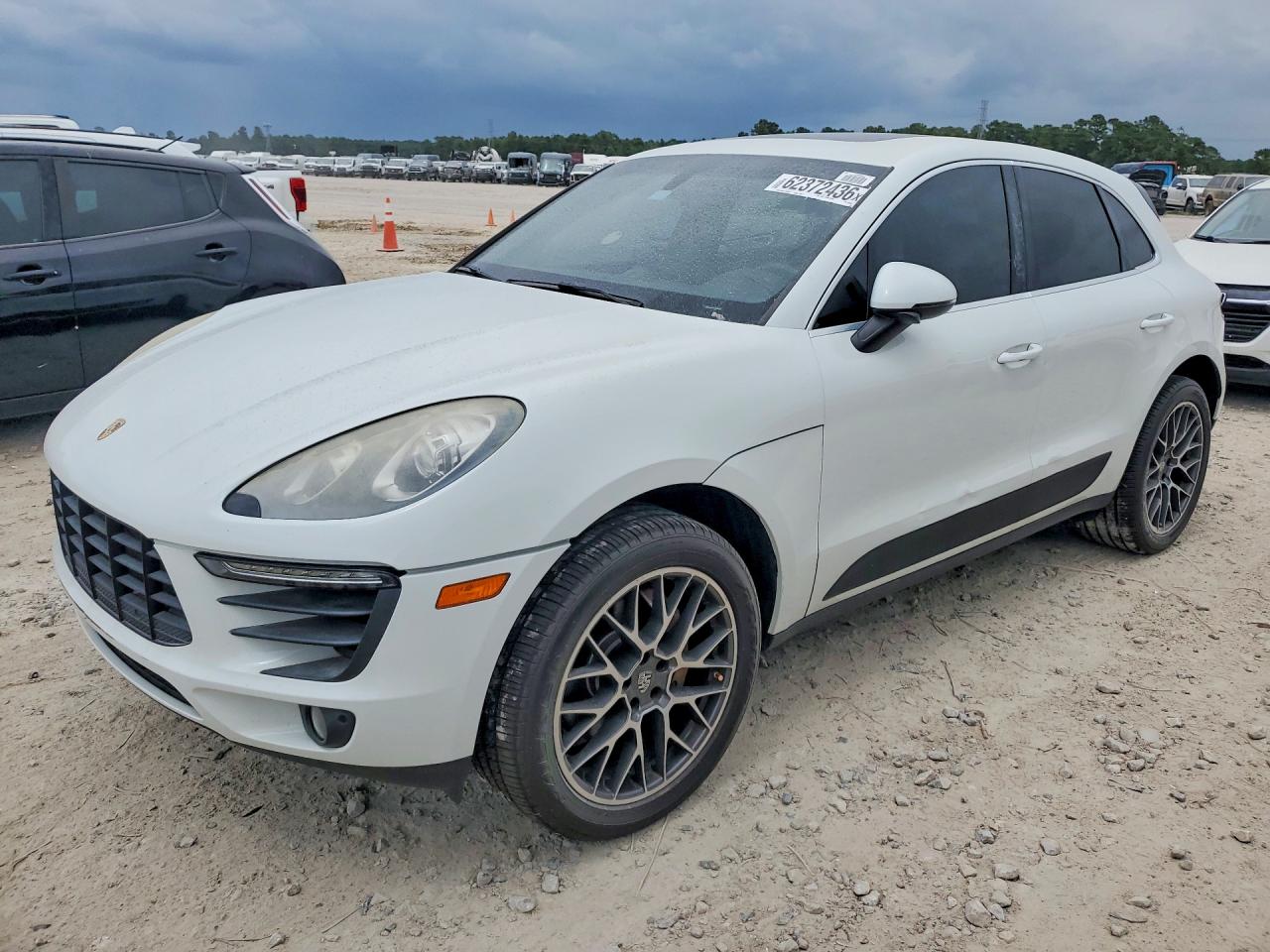 WP1AB2A51FLB74668 · 2015 PORSCHE MACAN