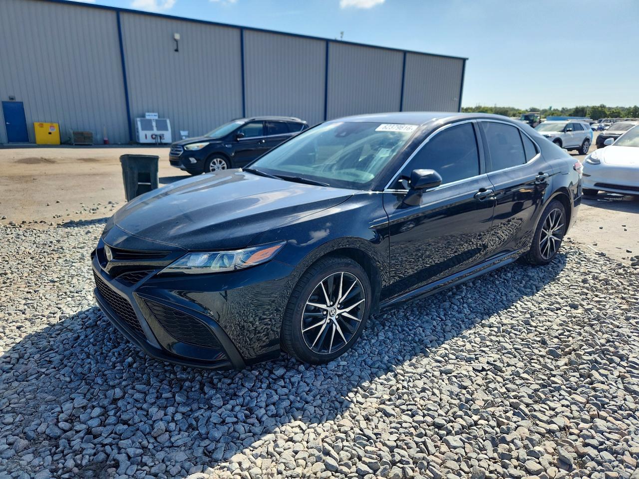 4T1G11AK4NU630472 · 2022 TOYOTA CAMRY