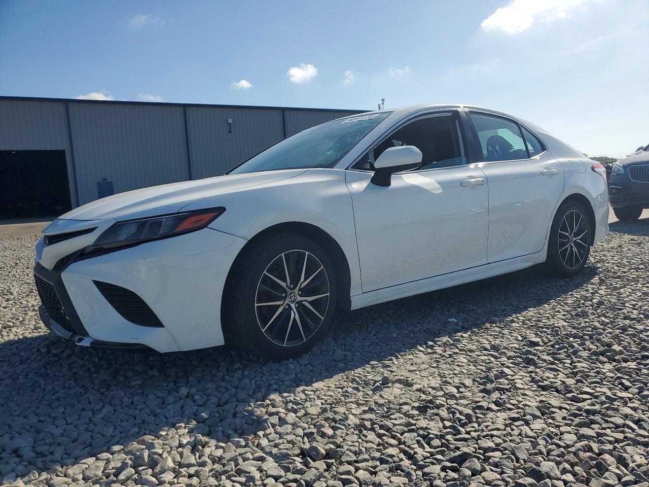 4T1G11AK6LU506734 · 2020 TOYOTA CAMRY