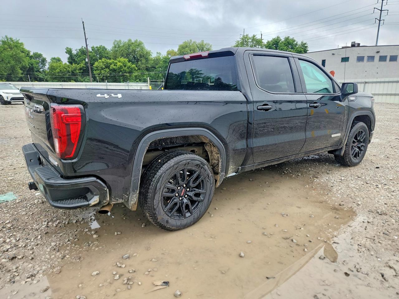 3GTPUJEK2SG342860 · 2025 GMC SIERRA · 3/12