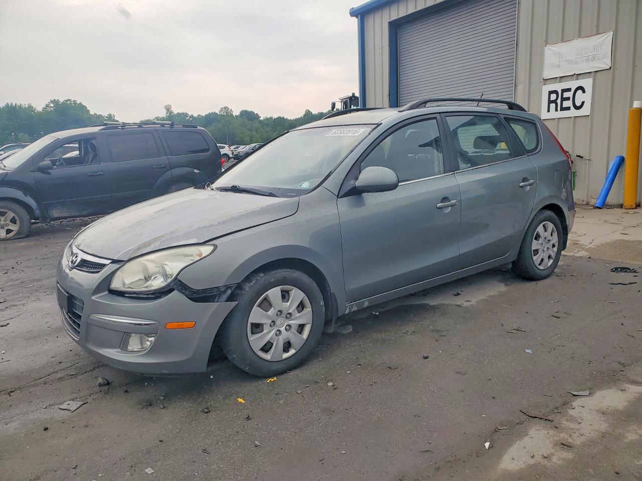 KMHDC8AE3AU074777 · 2010 HYUNDAI ELANTRA TOURING