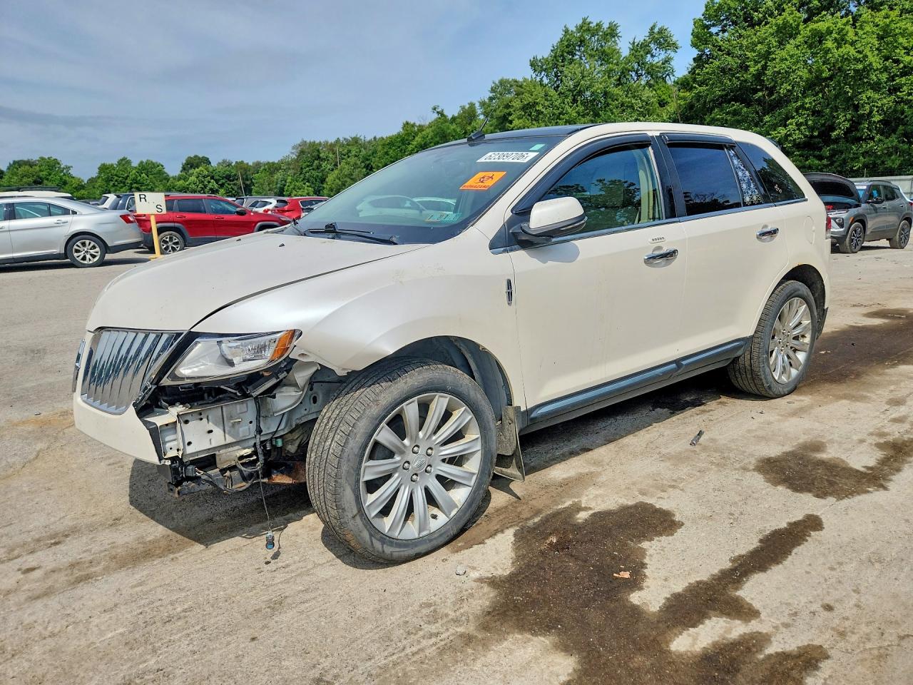 2LMDJ8JKXFBL29597 · 2015 LINCOLN MKX