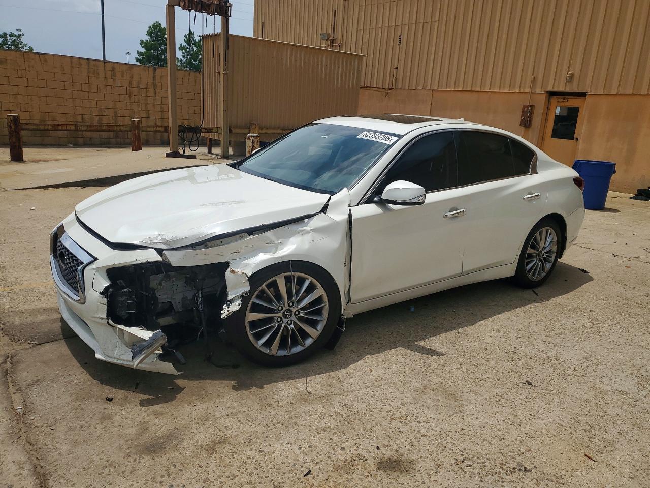 JN1EV7AR2JM444300 · 2018 INFINITI Q50