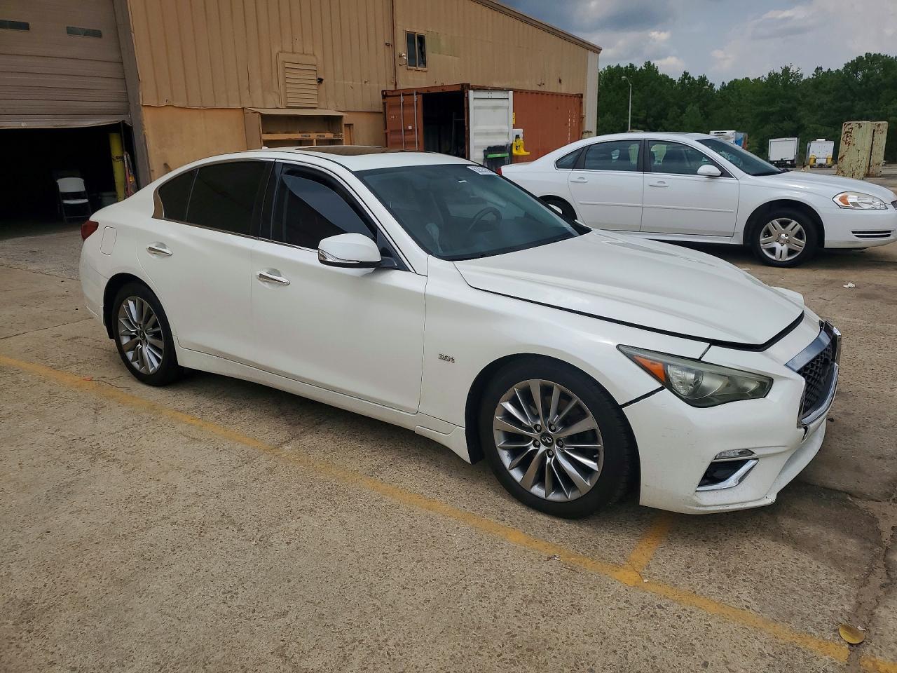 JN1EV7AR2JM444300 · 2018 INFINITI Q50 · 4/12