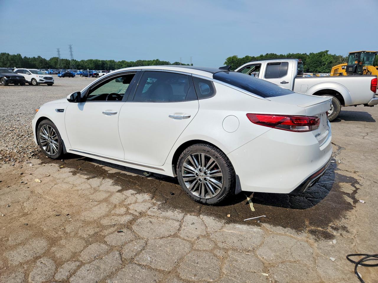 5XXGV4L2XJG214207 · 2018 KIA OPTIMA · 2/12