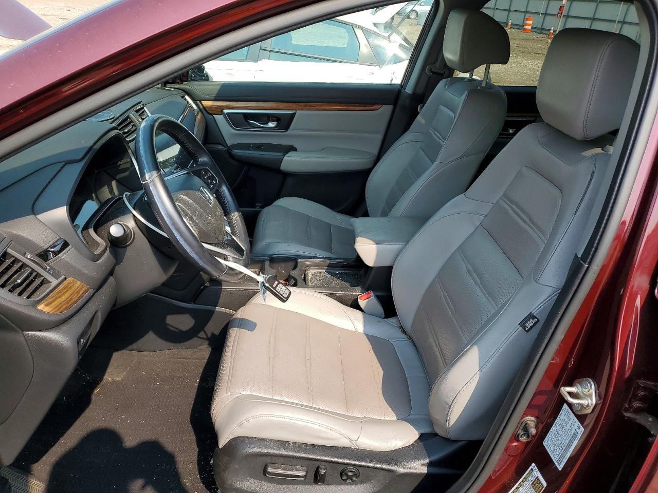 2HKRW2H98HH632893 · 2017 HONDA CR-V · 7/12