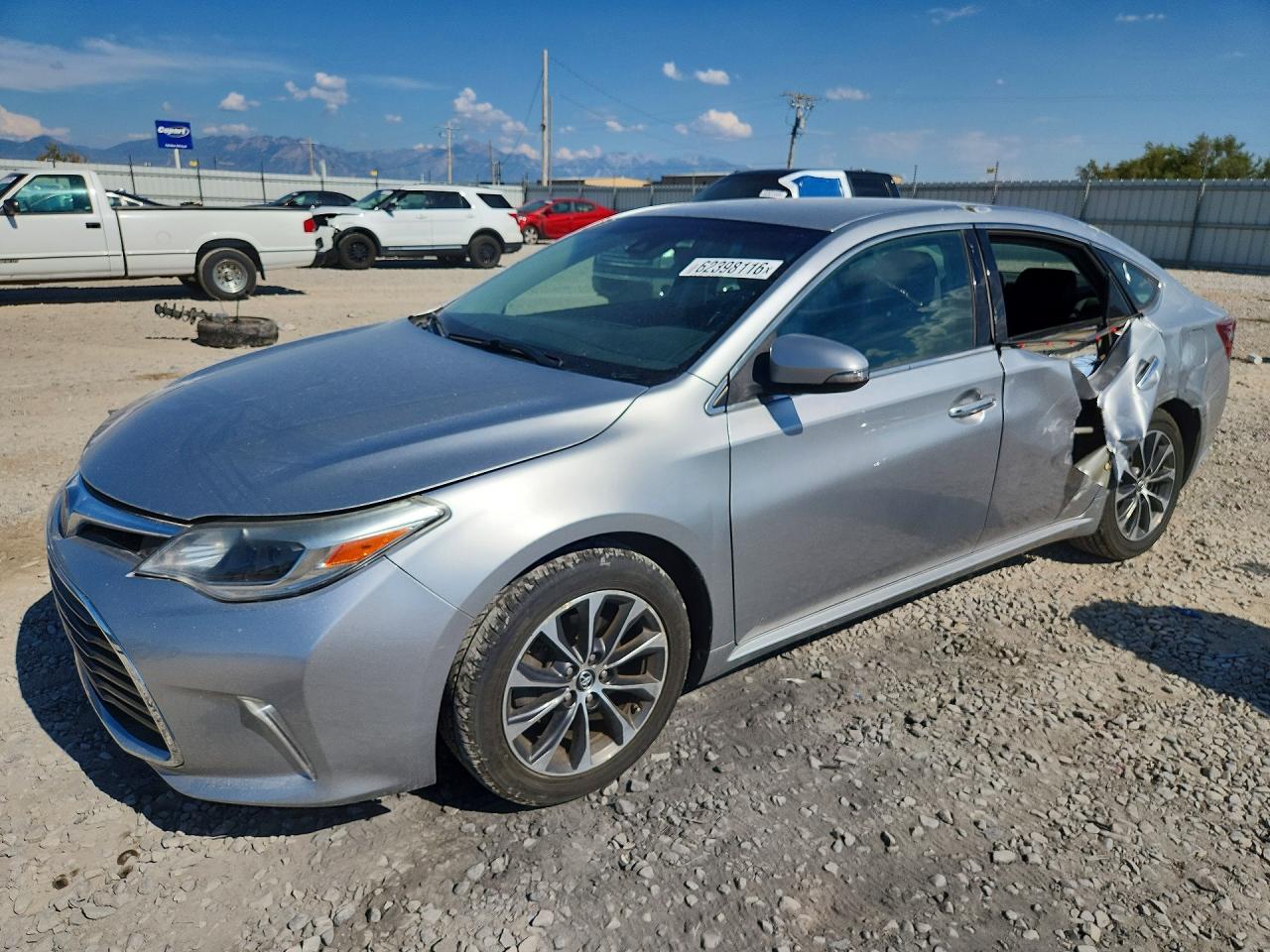 4T1BK1EB9JU280266 · 2018 TOYOTA AVALON