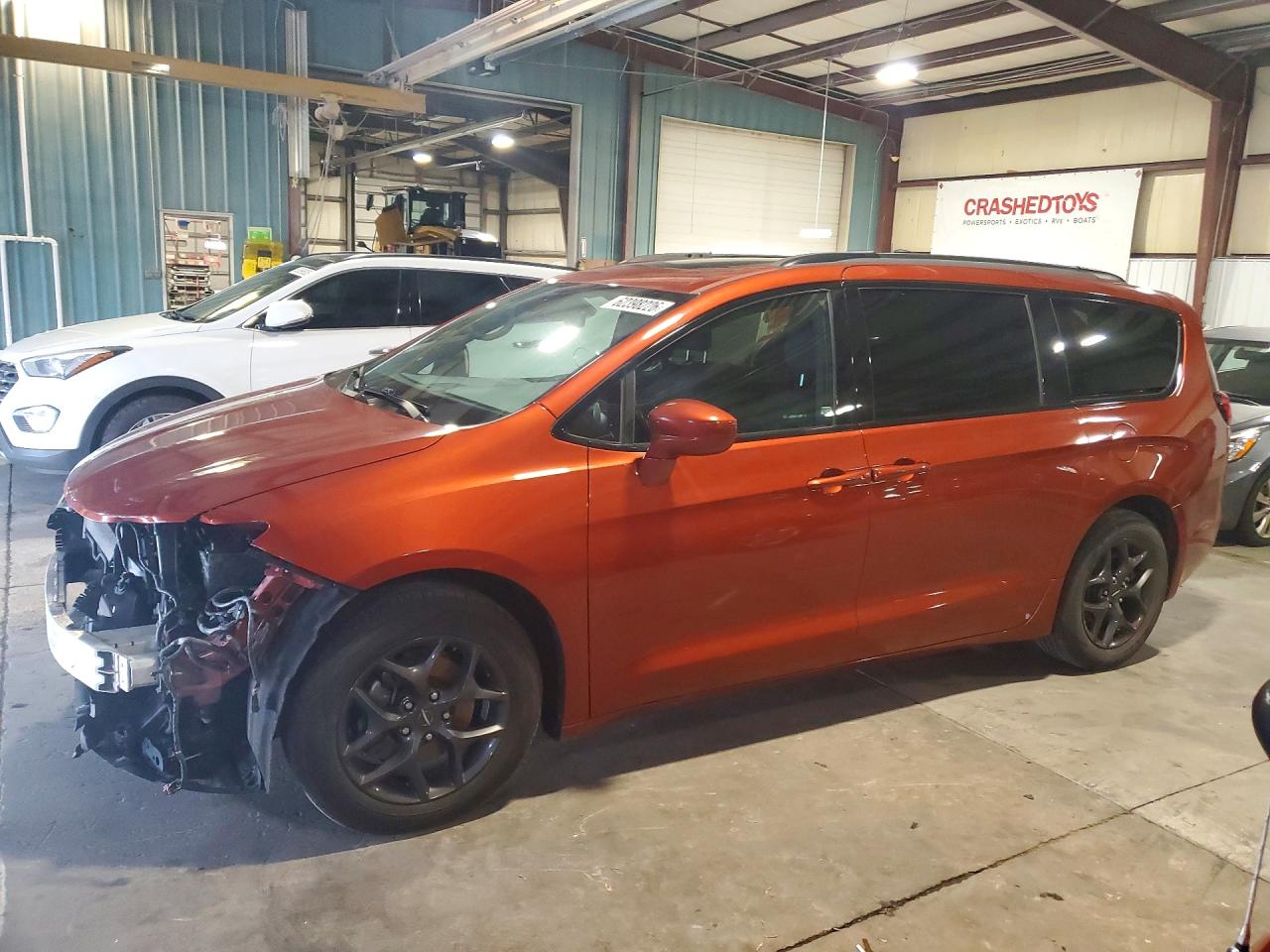 2C4RC1EG1JR258254 · 2018 CHRYSLER PACIFICA