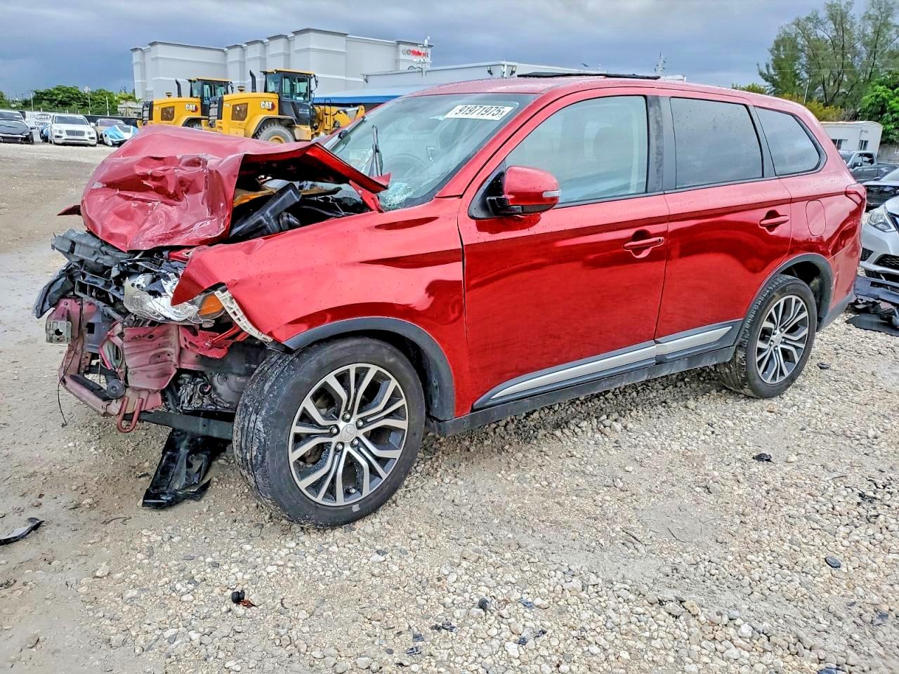 JA4AD3A34HZ060951 · 2017 MITSUBISHI OUTLANDER
