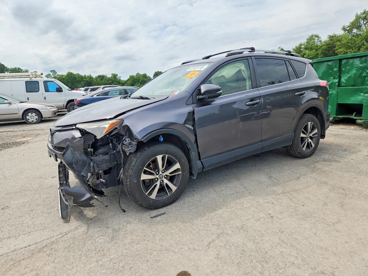 JTMRFREV6JJ742459 · 2018 TOYOTA RAV4
